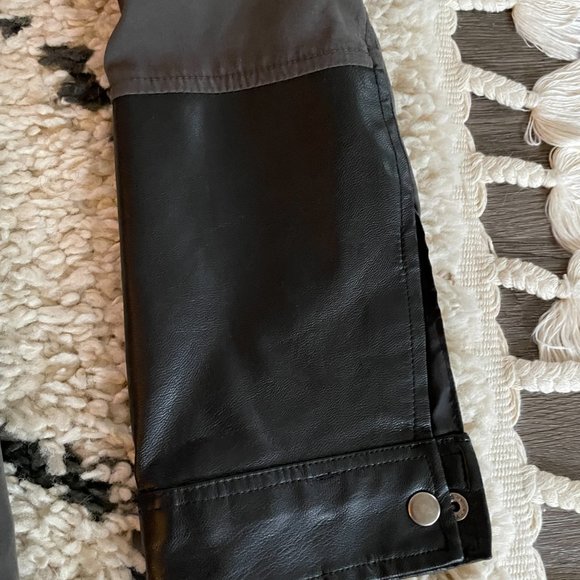 New Forever 21 utility faux leather sleeves military combat field jacket XS - Picture 7 of 13